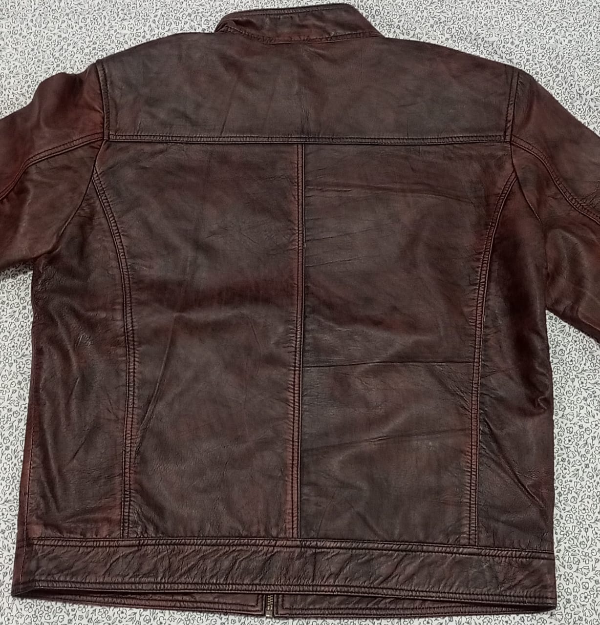 Leather Jacket for Men in Vintage Article.